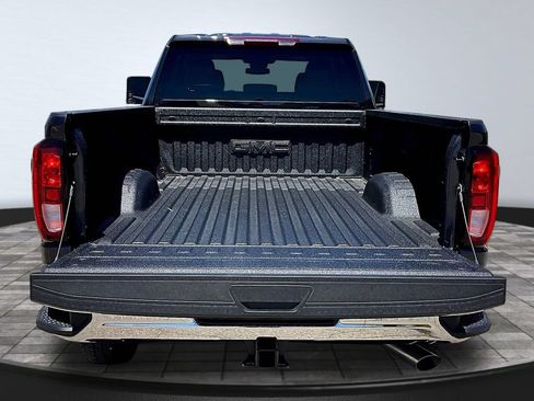 New 2026 GMC Sierra 3500 SLE w/ SLE Convenience Package AWD/4WD image 17