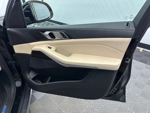 Used 2020 BMW X5 sDrive40i w/ Premium Package RWD image 16