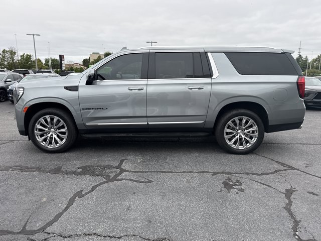 Used 2024 GMC Yukon XL Denali w/ Max Trailering Package AWD/4WD image 15