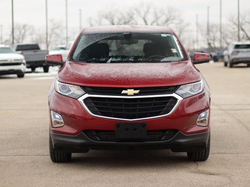 Used 2019 Chevrolet Equinox LT image 2
