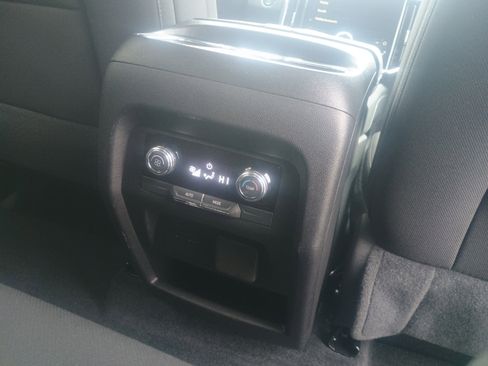 Used 2025 GMC Acadia Elevation w/ LPO, Floor Liner Package image 16