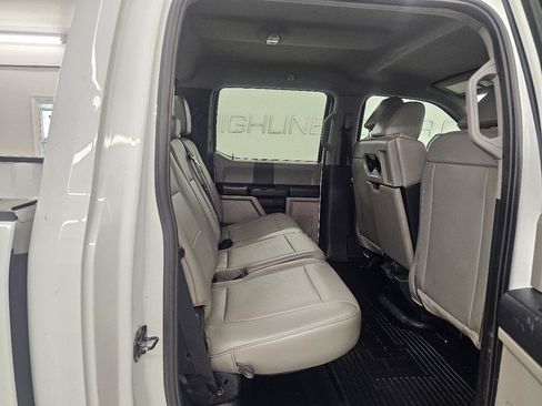 Used 2022 Ford F250 XL w/ Power Equipment Group RWD image 17