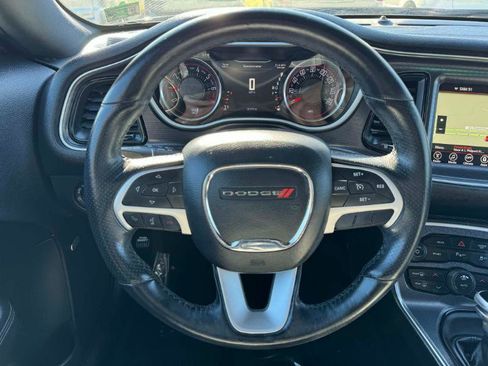 Used 2017 Dodge Challenger SXT Plus image 17