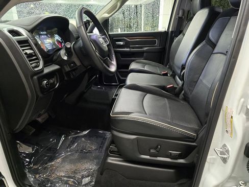 Used 2024 RAM 2500 Laramie w/ Safety Group AWD/4WD image 21