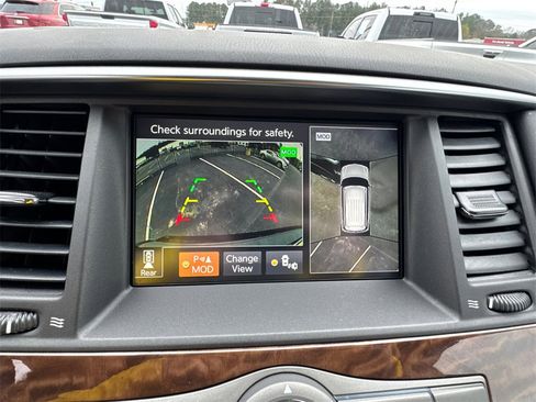 Used 2020 Nissan Armada Platinum w/ Interior Lighting Package image 33