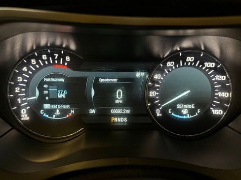 Used 2017 Lincoln MKZ Reserve image 10