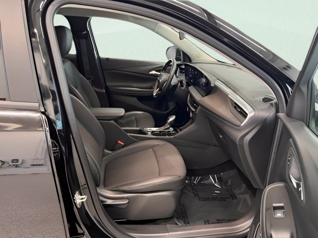 Certified 2025 Buick Encore GX Preferred AWD/4WD image 5