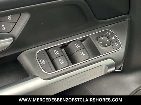 New 2026 Mercedes-Benz GLB 250 4MATIC image 19