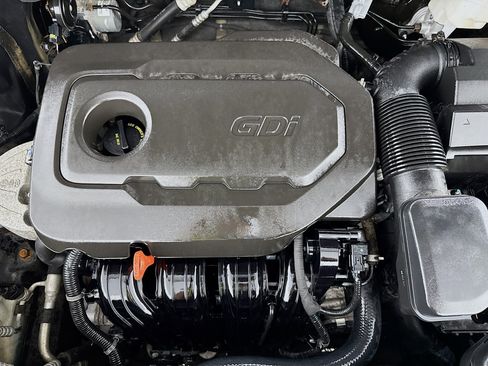 Used 2018 Hyundai Santa Fe Sport AWD/4WD image 36