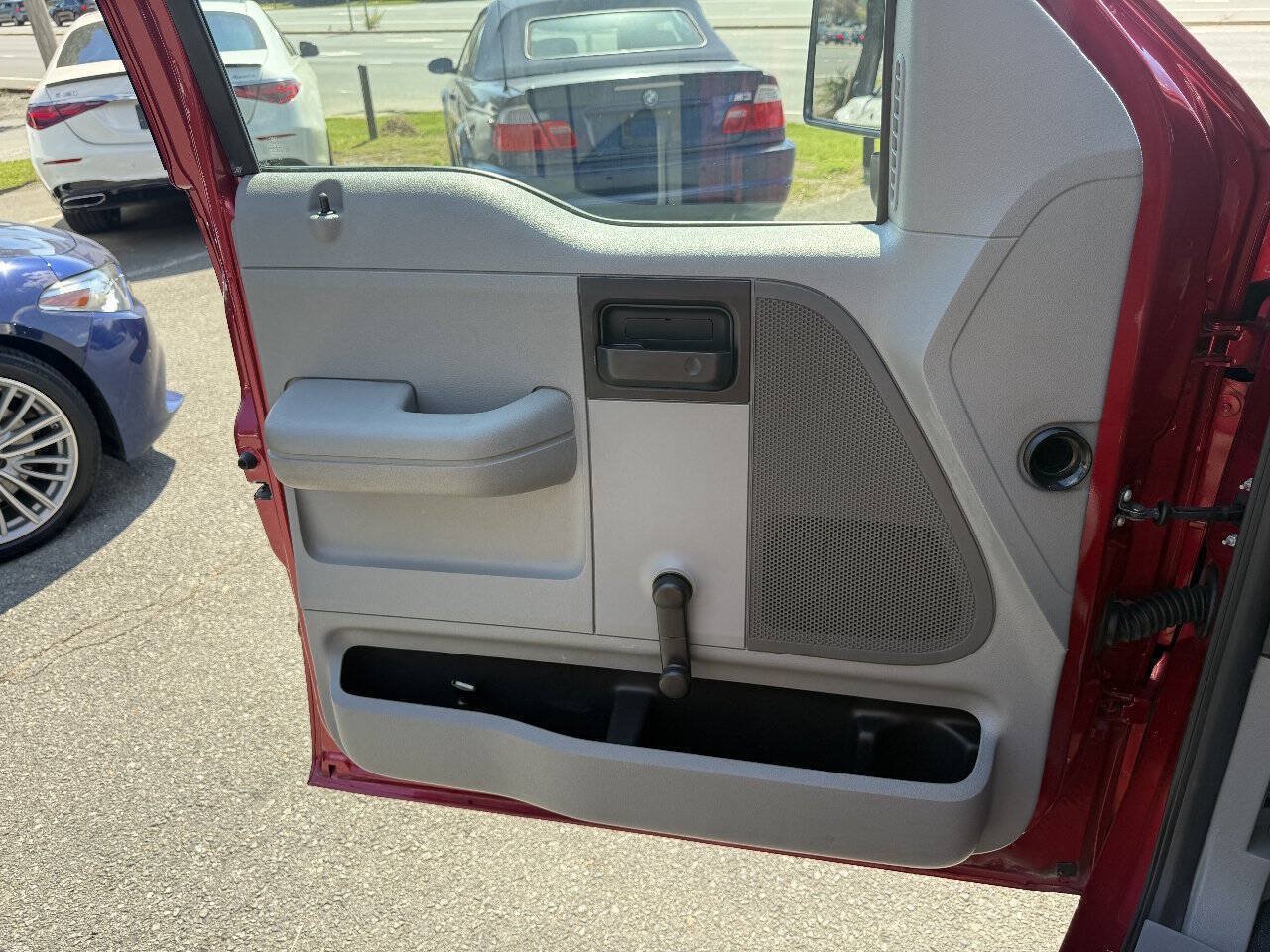 Used 2007 Ford F150 STX RWD image 18
