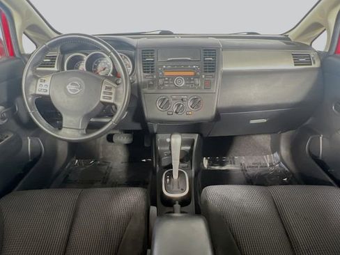 Used 2010 Nissan Versa Hatchback w/ Premium Pkg FWD image 27