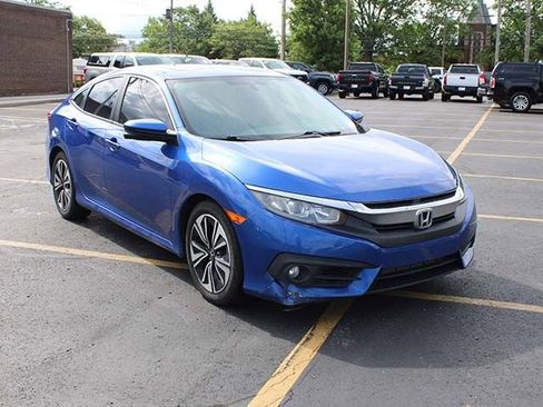 Used 2018 Honda Civic EX-T image 4
