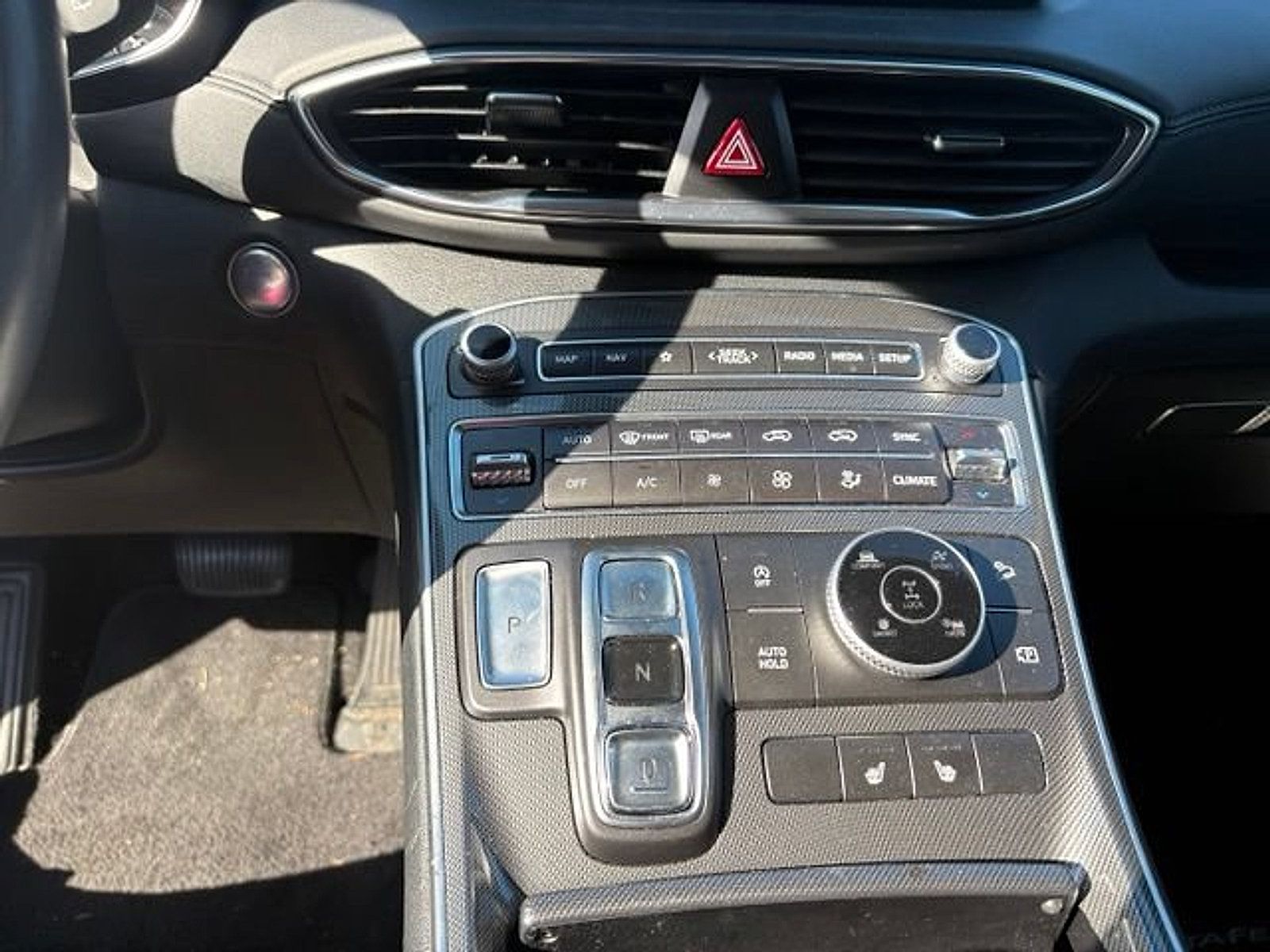 Certified 2023 Hyundai Santa Fe SEL AWD/4WD image 11