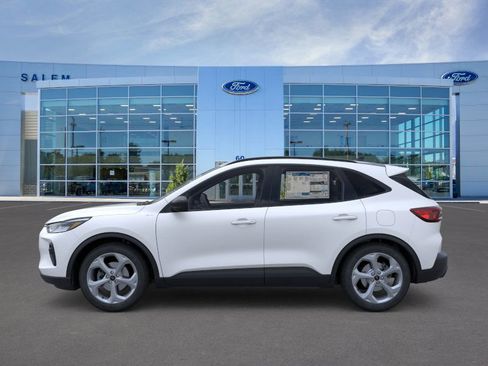 New 2025 Ford Escape ST-Line w/ Tech Pack #1 image 4