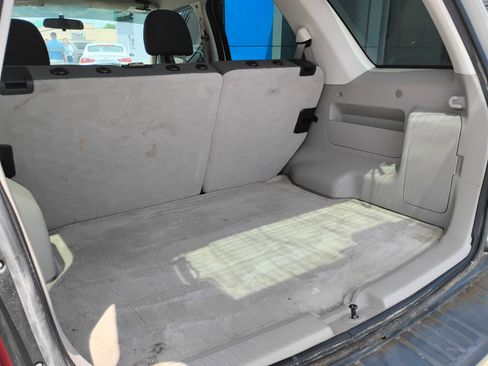 Used 2012 Ford Escape XLS AWD/4WD image 23