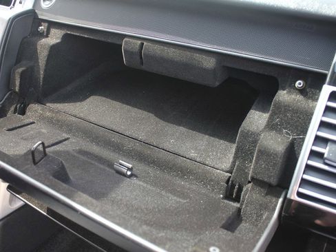 Used 2015 Land Rover Range Rover HSE image 34