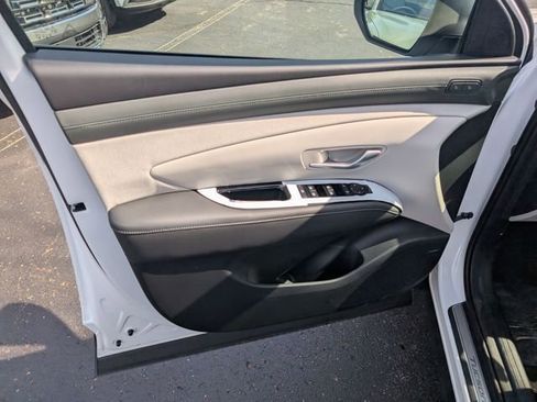 New 2026 Hyundai Tucson Limited AWD/4WD image 15