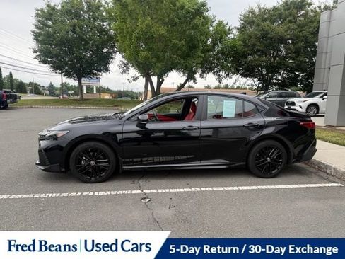 Used 2025 Toyota Camry SE AWD/4WD image 19