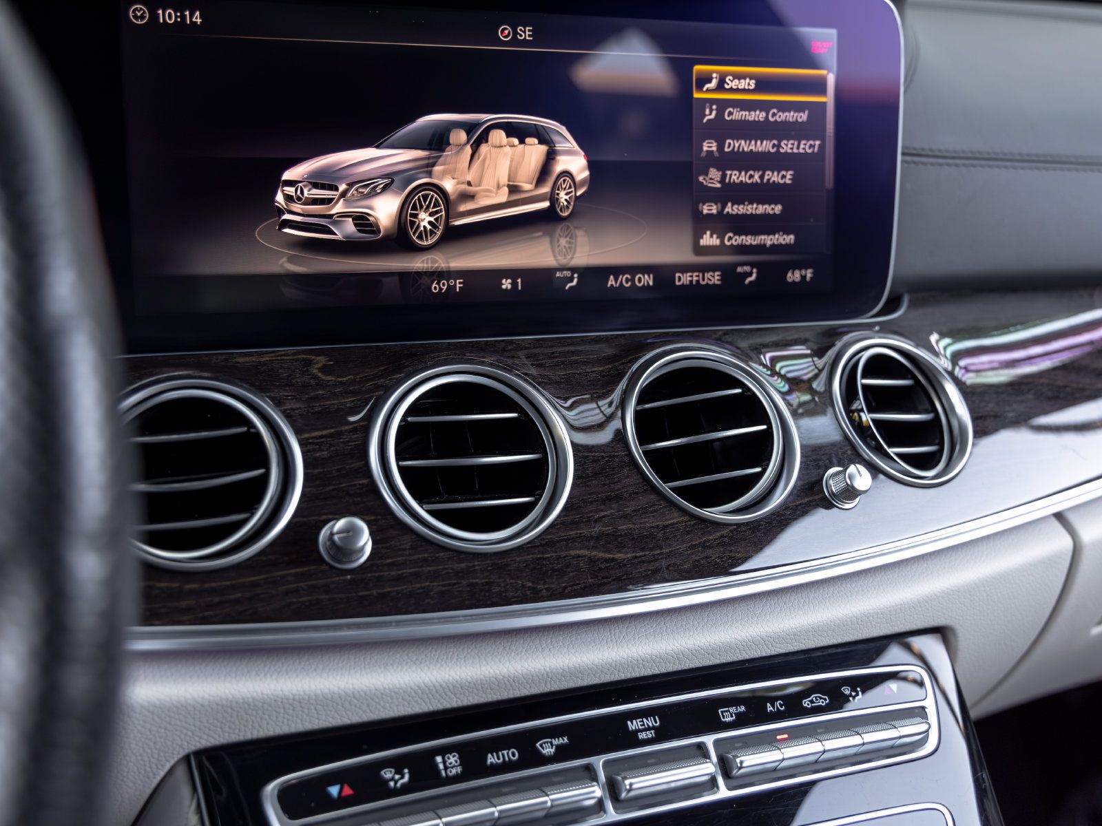 Used 2018 Mercedes-Benz E 63 AMG S image 40
