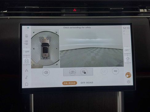 New 2025 Land Rover Range Rover Long Wheelbase SE image 16