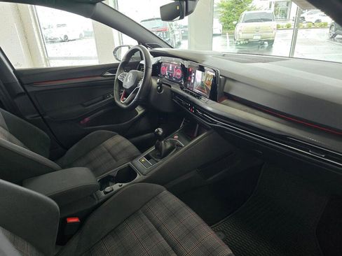 Used 2022 Volkswagen GTI SE image 46