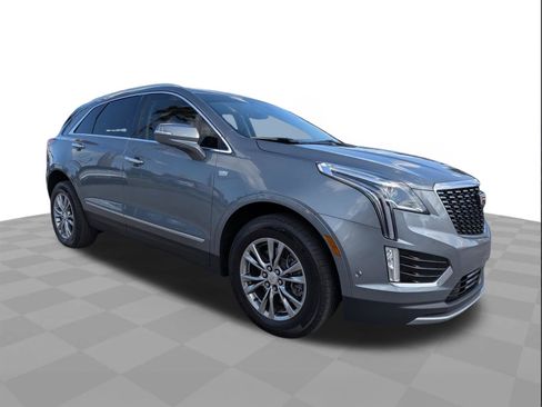 Certified 2022 Cadillac XT5 Premium Luxury w/ Technology Package FWD image 2