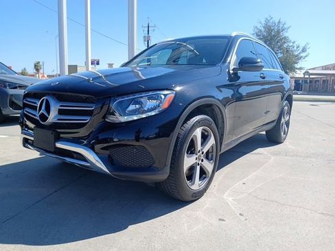 Used 2019 Mercedes-Benz GLC 300 image 3