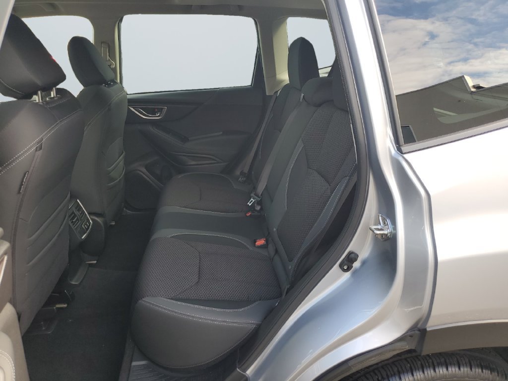 Certified 2023 Subaru Forester Premium AWD/4WD image 13