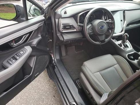 Used 2025 Subaru Outback Onyx Edition XT AWD/4WD image 10