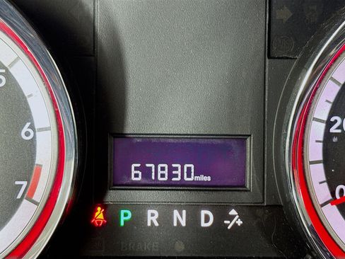 Used 2019 Dodge Grand Caravan SXT image 15