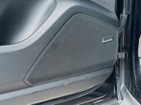 Used 2024 Porsche Cayenne image 24