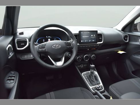 New 2026 Hyundai Venue SEL FWD image 12