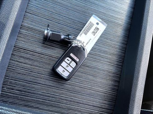 Used 2021 Honda Pilot Special Edition image 15