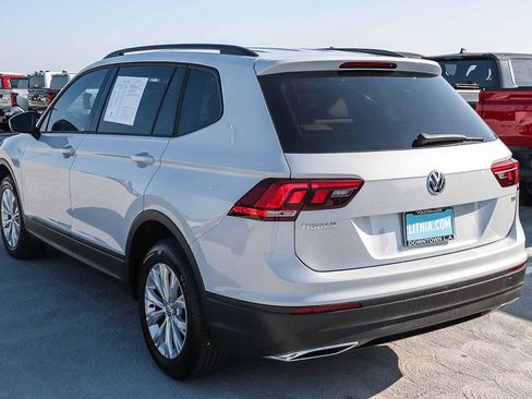 Used 2018 Volkswagen Tiguan S image 8