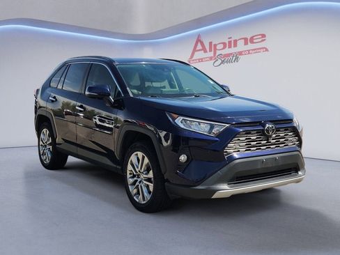 Used 2019 Toyota RAV4 Limited w/ Advanced Technology Package image 7