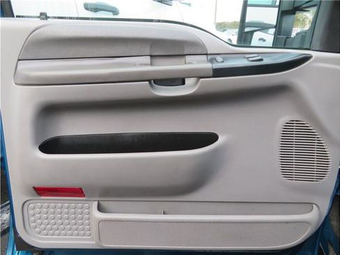 Used 2000 Ford F350 Flatbed DIESEL image 11