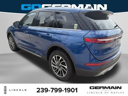 Used 2021 Lincoln Corsair FWD w/ Equipment Group 101A image 5