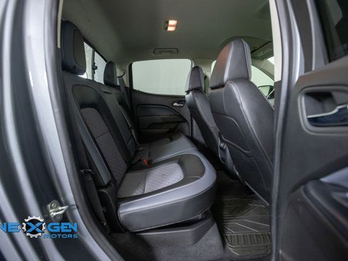 Used 2020 Chevrolet Colorado Z71 AWD/4WD image 38