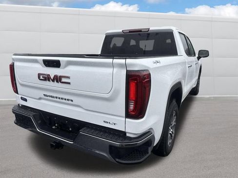 Used 2025 GMC Sierra 1500 SLT image 8