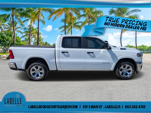 Used 2025 RAM 1500 Big Horn AWD/4WD image 2