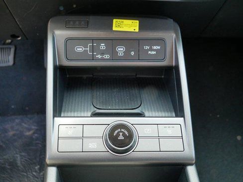 New 2026 Hyundai Kona SEL Premium AWD/4WD image 9