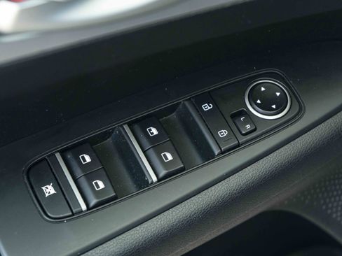 Used 2023 Kia Forte LXS FWD image 34