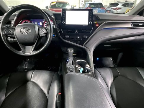 Used 2024 Toyota Camry XSE FWD image 16