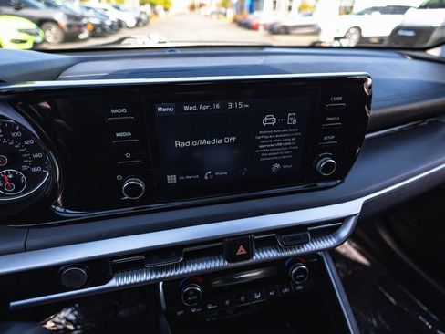 Used 2021 Kia K5 LXS image 15