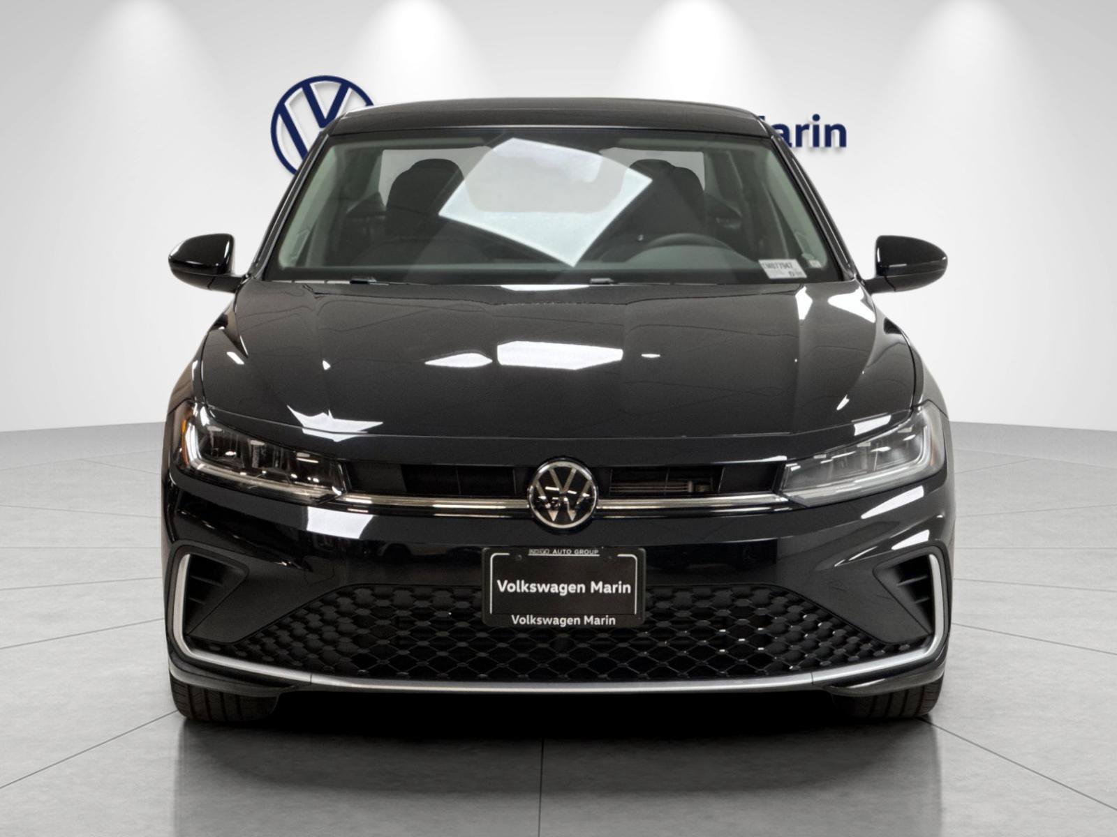 New 2026 Volkswagen Jetta SE w/ Black Wheel Package FWD image 8