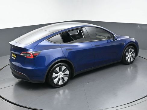 Used 2021 Tesla Model Y 2WD image 40