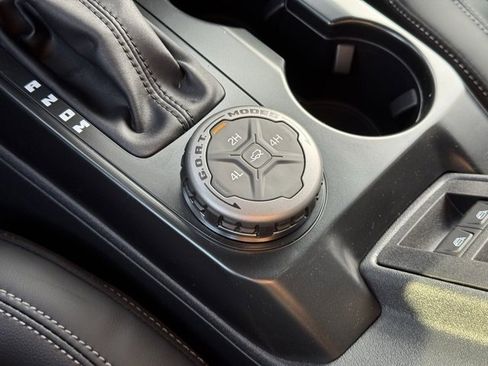 New 2025 Ford Bronco Outer Banks image 16