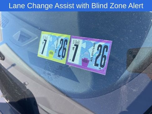 Used 2023 Cadillac XT4 Luxury w/ Cold Weather Package image 3