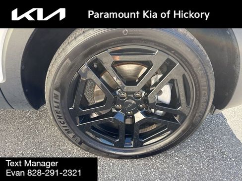 Used 2025 Kia Telluride SX Prestige X-Line AWD/4WD image 9