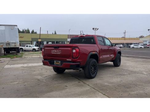 New 2026 GMC Canyon Elevation w/ Convenience Package image 2